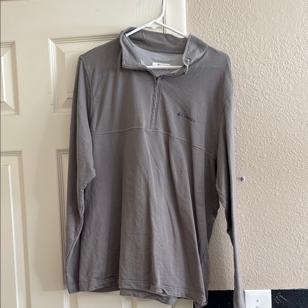 Columbia Gray Quarter-Zip Pullover